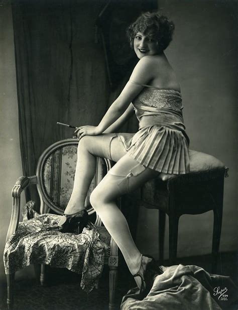 The Unveiled Beauty of Vintage Nudes