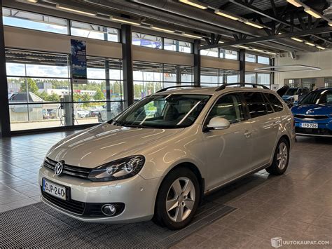 Volkswagen Golf 2011 Vakkari Parkkitutkat Hyvin Huollettu Volkswagen Golf 2011 Vakkari Parkkitutkat Hyvin Huollettu