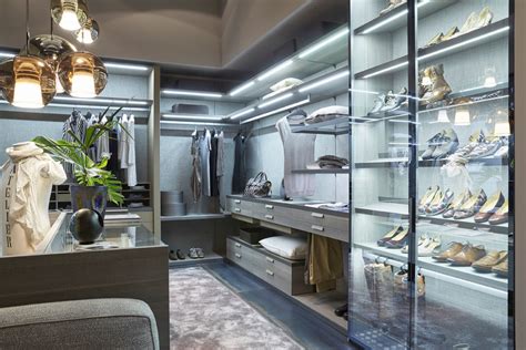 Wardrobe And Walk In Closet Contemporary Closet Chicago By