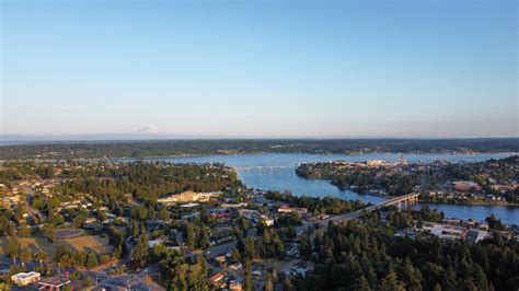 Discover the Charm and History of Warren Avenue