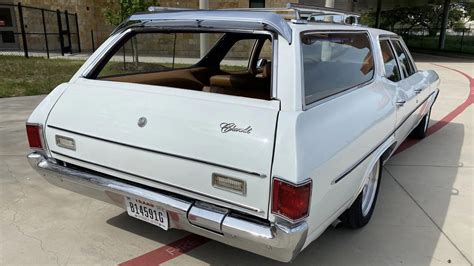 Was A Non Woody Malibu Wagon The Chevelle S Top Hauler In 1977 Indie Auto