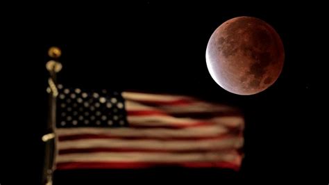 Watch Lunar Eclipse Turn Beaver Moon Orange