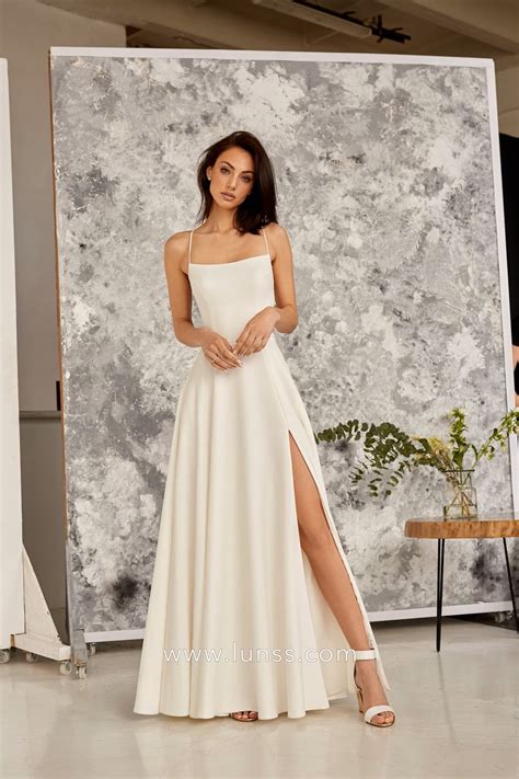 Wedding Dresses Thin Straps: Timeless Elegance