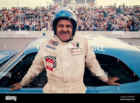Wendell Oliver Scott: Trailblazer in NASCAR History