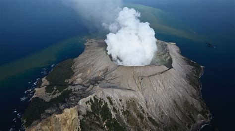 Whakaari White Island Response Review Lists 25 Lessons To Be Learned