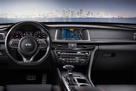 What Are The Specs Features Of The 2018 Kia Optima