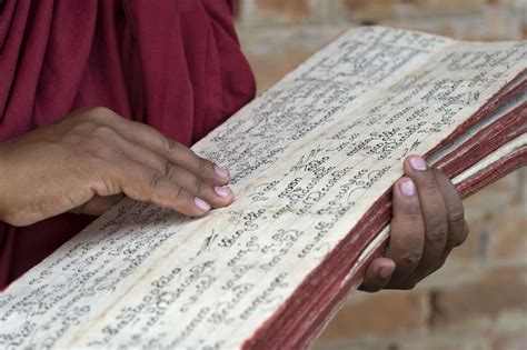 5 Buddhist Texts