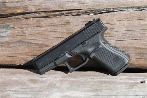 What Is The Best Glock For Me Choosing The Right Glock In 2021 The Mag Shack