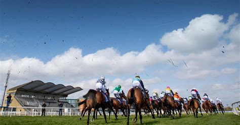 What Time And Tv Channel Is The Grand National On Today Irish Mirror