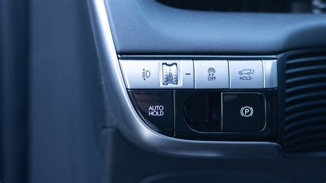 What Your Car S Auto Hold Feature Means And How To Use It