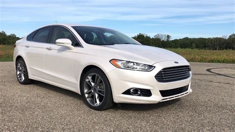 White Ford Fusion: A Comprehensive Review of Features and Performance