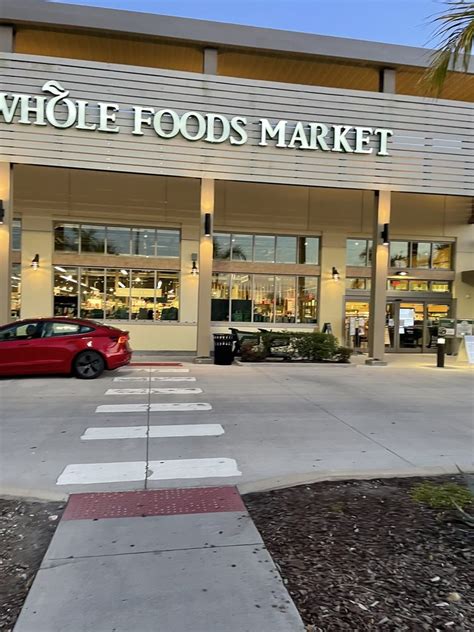Whole Foods Market University Station Opens In Sarasota Sarasota Fl