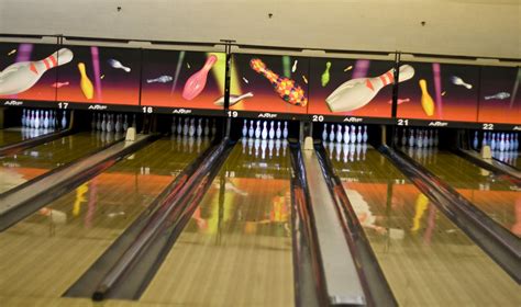 Windsor Bowling: Top Spots for a Fun Night Out