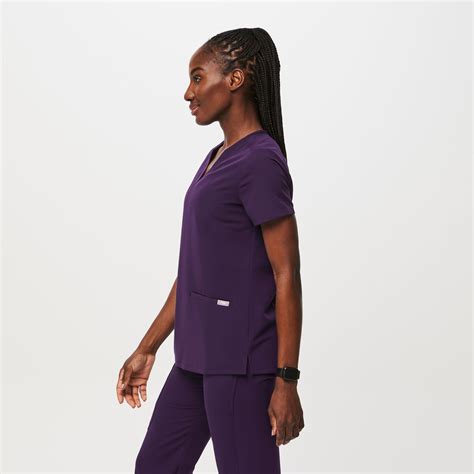 Women S Casma Three Pocket Scrub Top Purple Scrubs Outfit Nurse