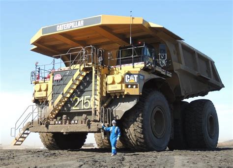 Discover the world's largest dump truck: Engineering Marvels in Heavy Hauling