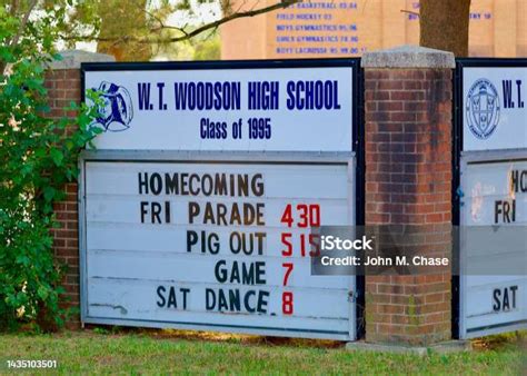 Wt Woodson High School Marquee Fairfax Virginia Stock Photo Download Image Now Istock