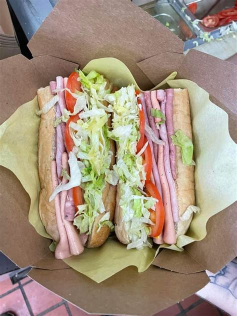 Yeller Sub: The Ultimate Guide to Building a Standout Submarine Model